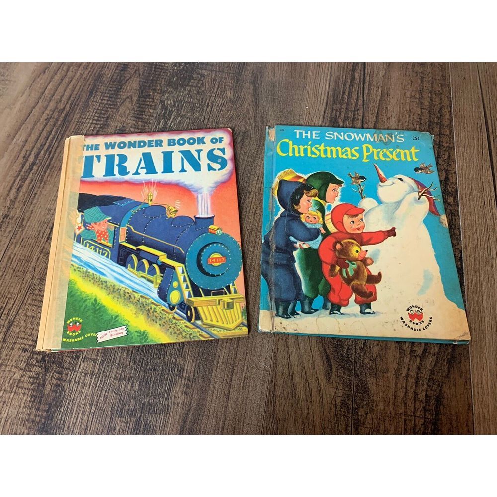 Lot of‎ 2 - Wonder Books Washable Covers